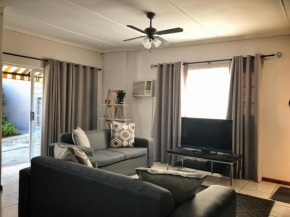  Take a Break Self Catering Accommodation  Найзна